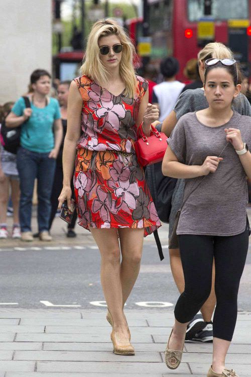 Ashley James Shopping for Jewellery at Folli Follie in London 23