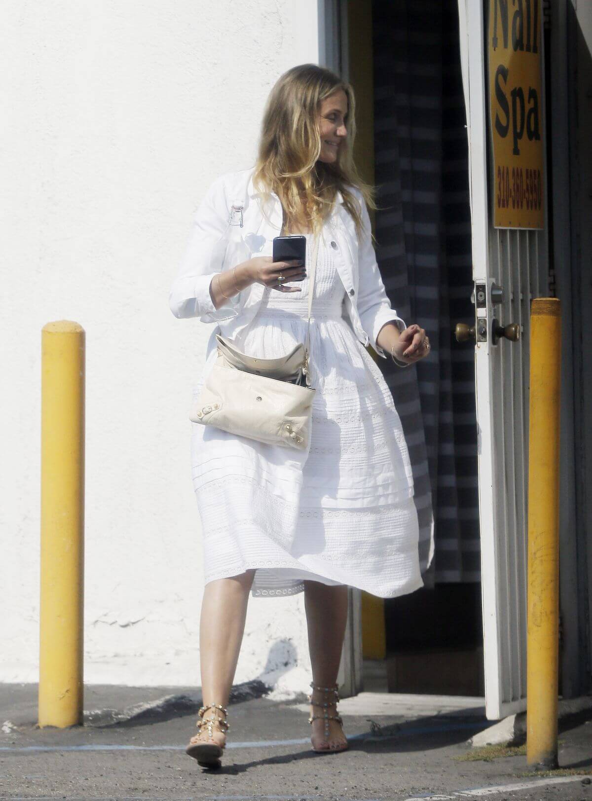 Cameron Diaz Out And About In Beverly Hills 1