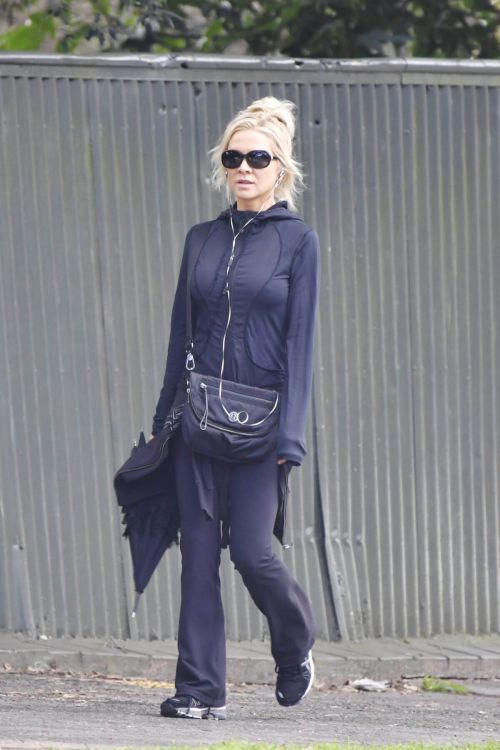 Danielle Spencer Out In Rose Bay 6