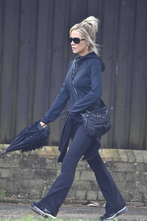 Danielle Spencer Out In Rose Bay 7