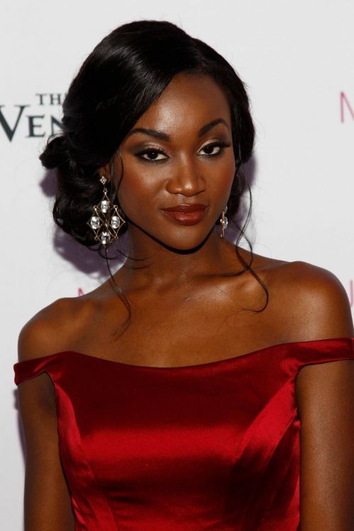 Deshauna Barber 2016 Miss Teen USA Competition in Las Vegas 1