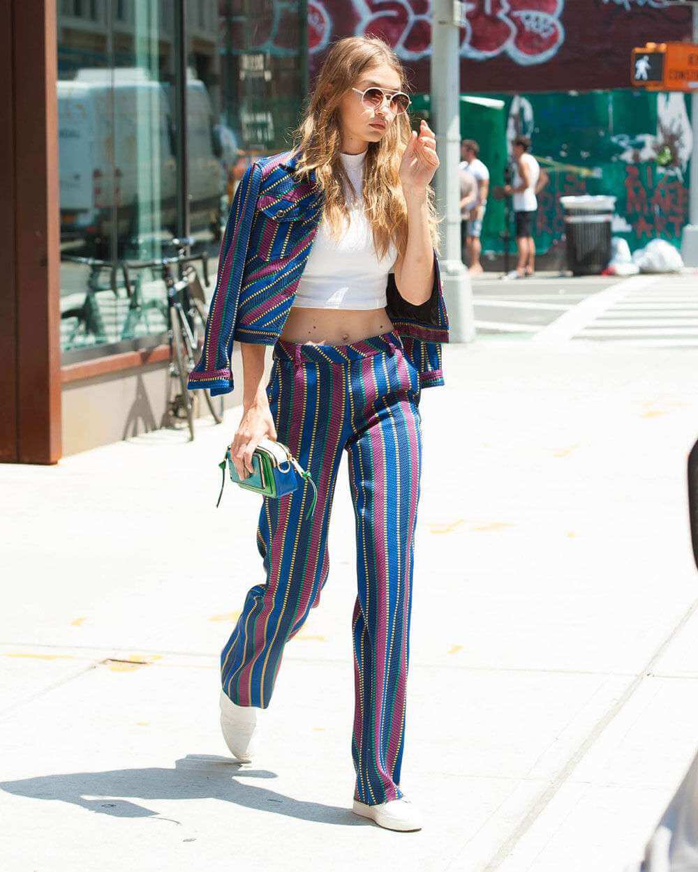 Gigi Hadid Leaves Her Apartment in New York 5