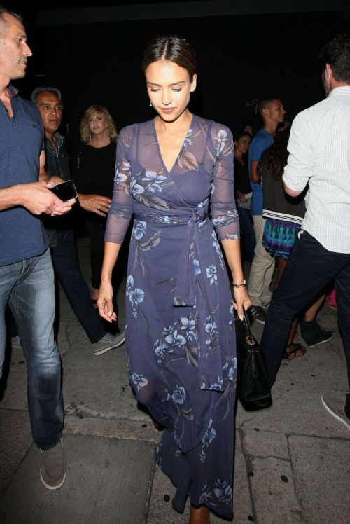 Jessica Alba Leaves The Nice Guy Club in West Hollywood 4