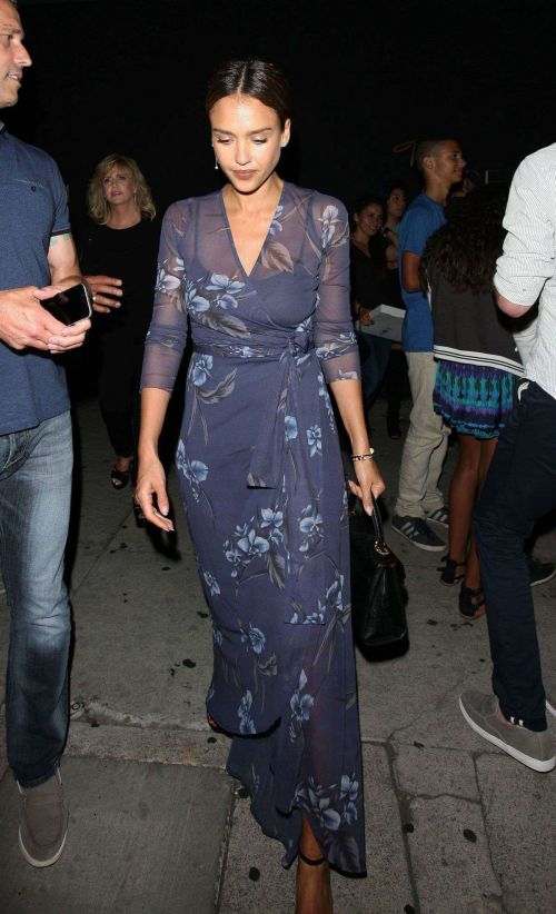 Jessica Alba Leaves The Nice Guy Club in West Hollywood 5