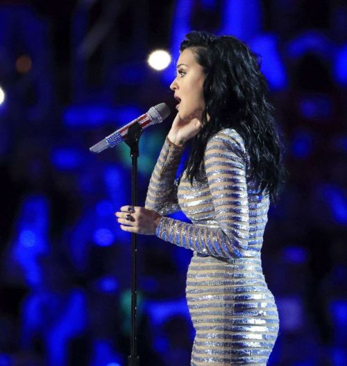 Katy Perry Performs at Democratic National Convention in Philadelphia 15