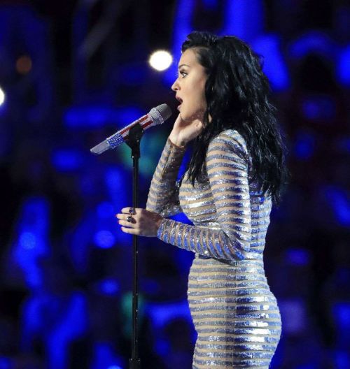 Katy Perry Performs at Democratic National Convention in Philadelphia 7