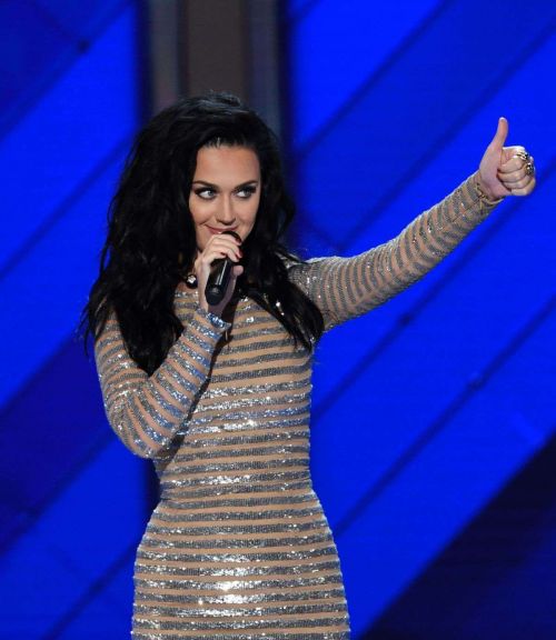 Katy Perry Performs at Democratic National Convention in Philadelphia 17