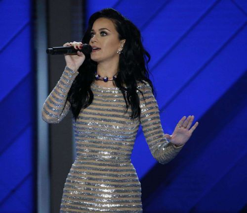 Katy Perry Performs at Democratic National Convention in Philadelphia 8