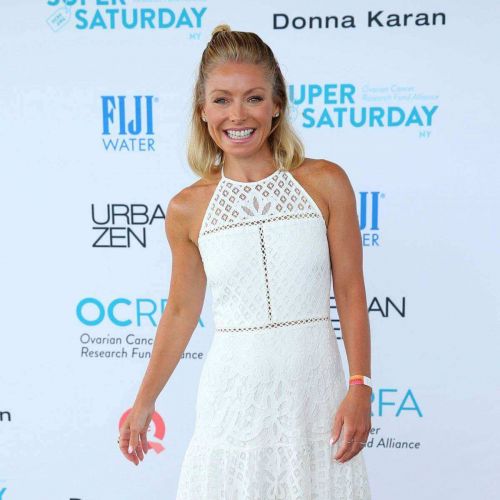 Kelly Ripa at Ovarian Cancer Super Saturday Project in New York