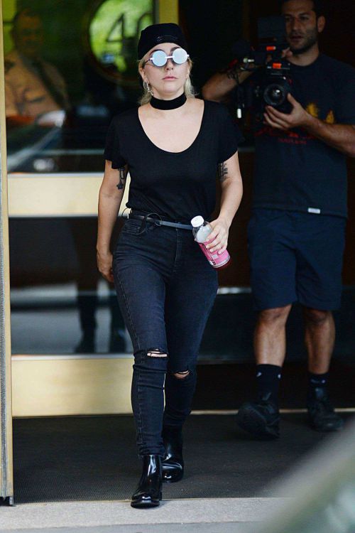 Lady Gaga Leaves her apartment in New York 3