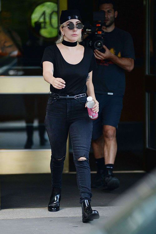 Lady Gaga Leaves her apartment in New York 6