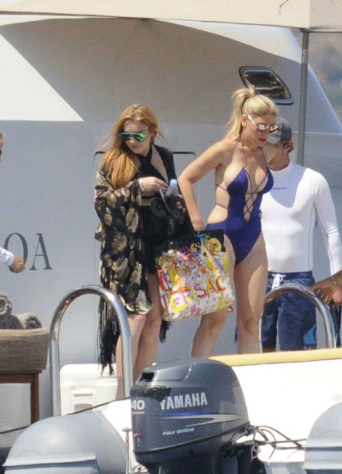Lindsay Lohan & Hofit Golan on the beach in Sardinia Italy 7