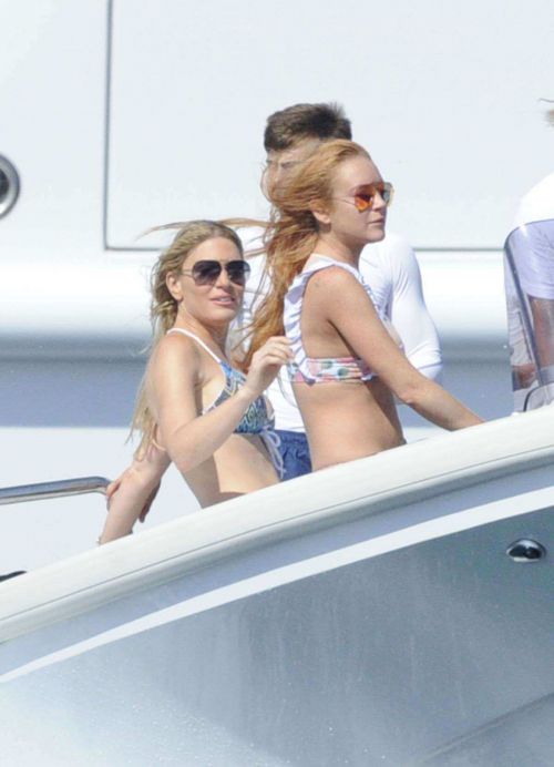 Lindsay Lohan Wears Floral Bikini While Yachting in Sardinia 14