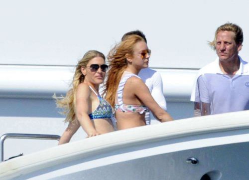 Lindsay Lohan Wears Floral Bikini While Yachting in Sardinia 16