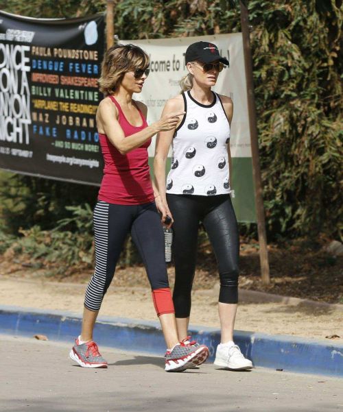 Lisa Rinna on the Set of Real Housewives of Beverly Hills in Los Angeles