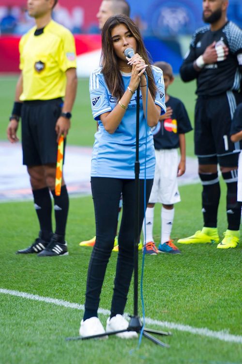 Madison Beer Sings the national anthem at Yankee Stadium in New York 2