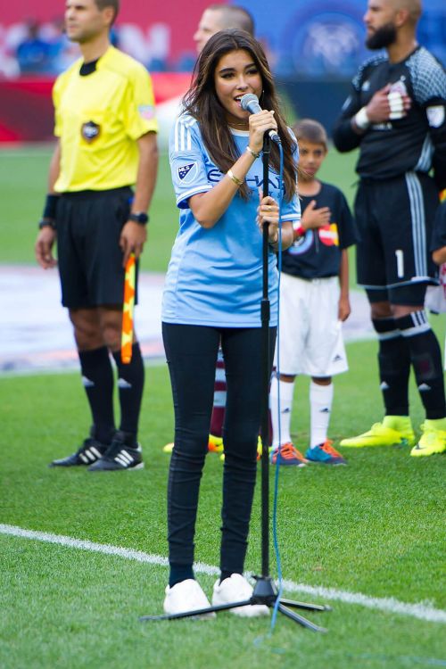 Madison Beer Sings the national anthem at Yankee Stadium in New York 10