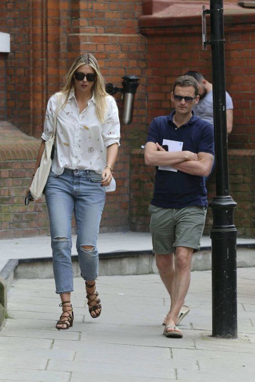 Maria Sharapova Out and About in London 22 July, 2016