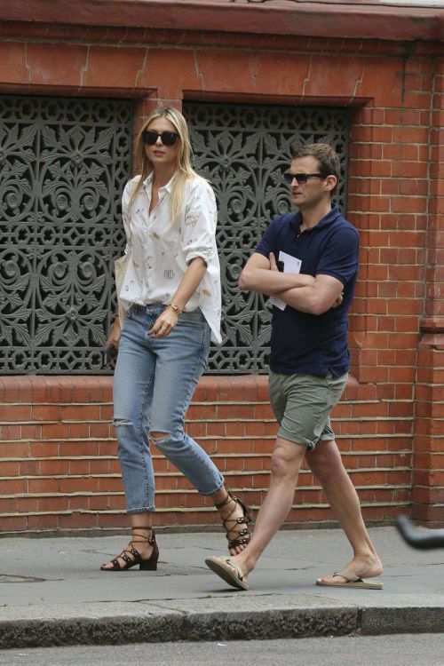 Maria Sharapova Out and About in London 22 July, 2016 13
