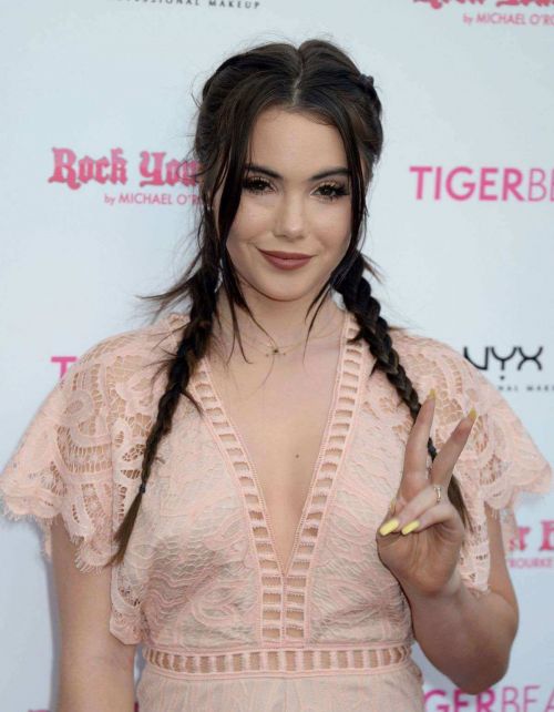 McKayla Maroney at TigerBeat Official Teen Choice Awards in Los Angeles 7