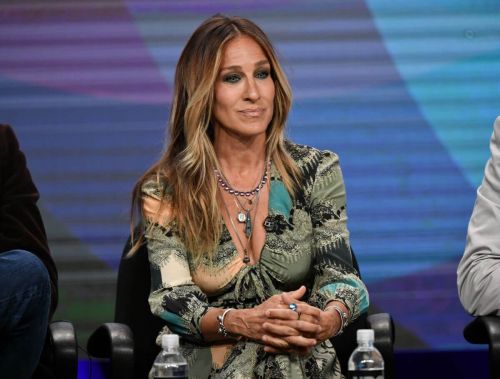 Sarah Jessica Parker at Divorce Panel at 2016 TCA Tour in Pasadena 12