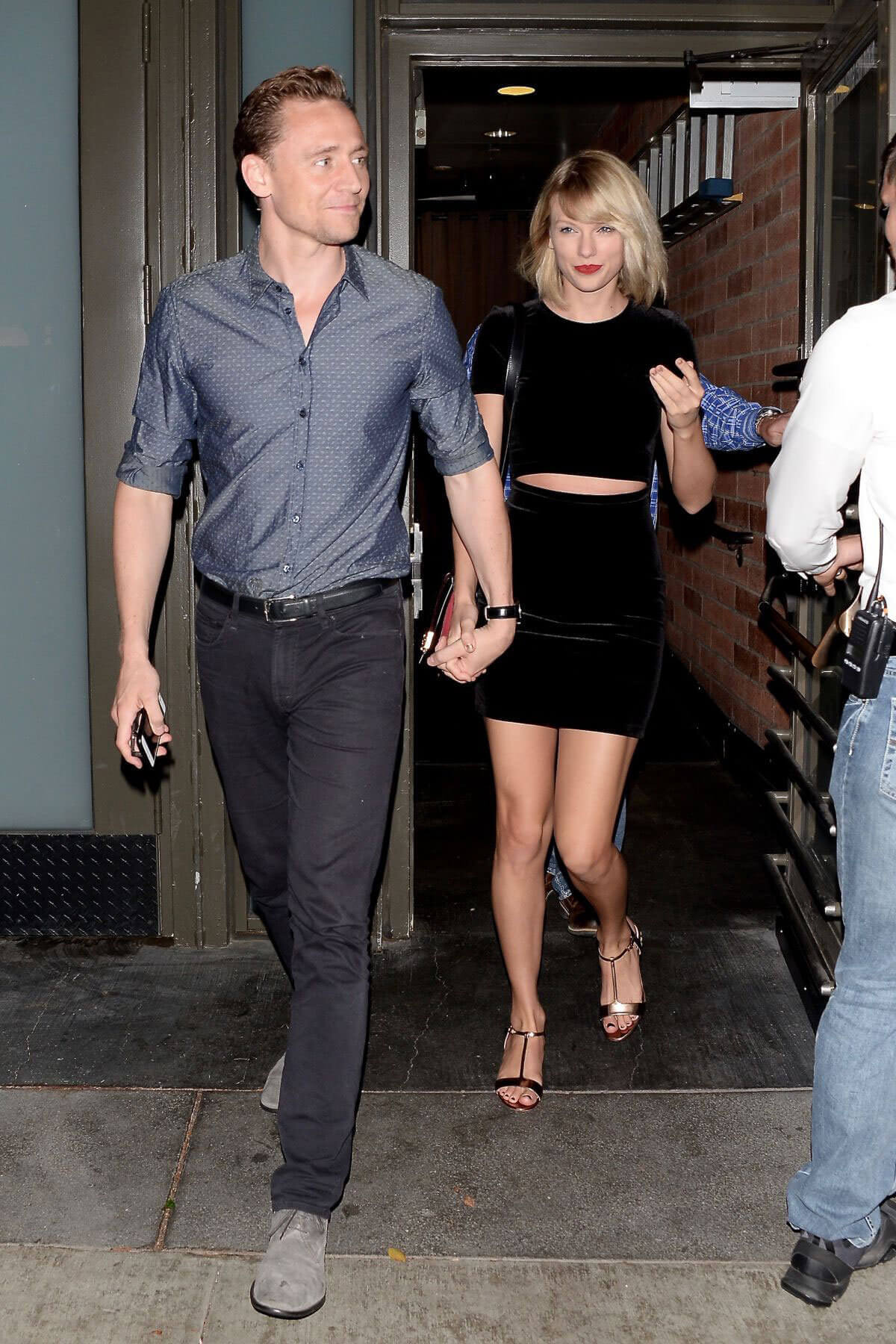 Taylor Swift and Tom Hiddleston Go On Dinner Date in Santa Monica 12