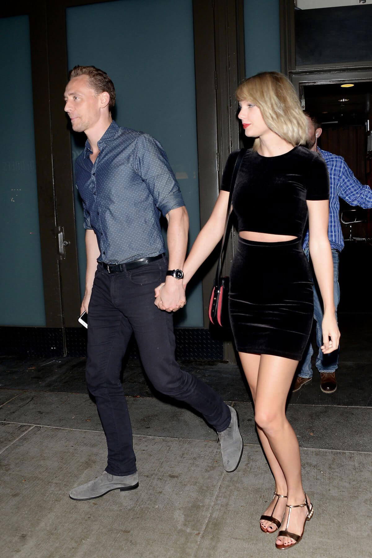 Taylor Swift and Tom Hiddleston Go On Dinner Date in Santa Monica 15