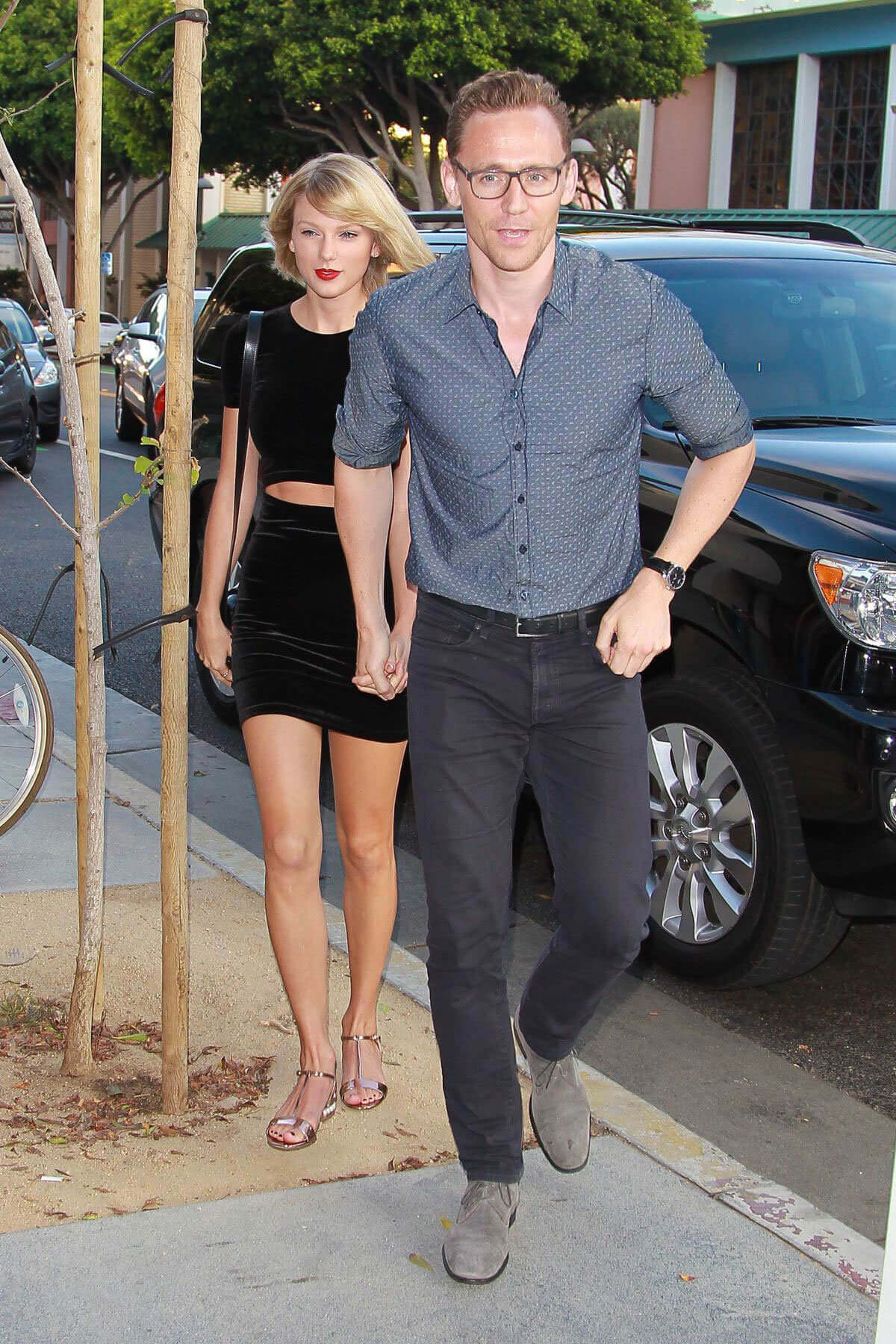 Taylor Swift and Tom Hiddleston Go On Dinner Date in Santa Monica 3