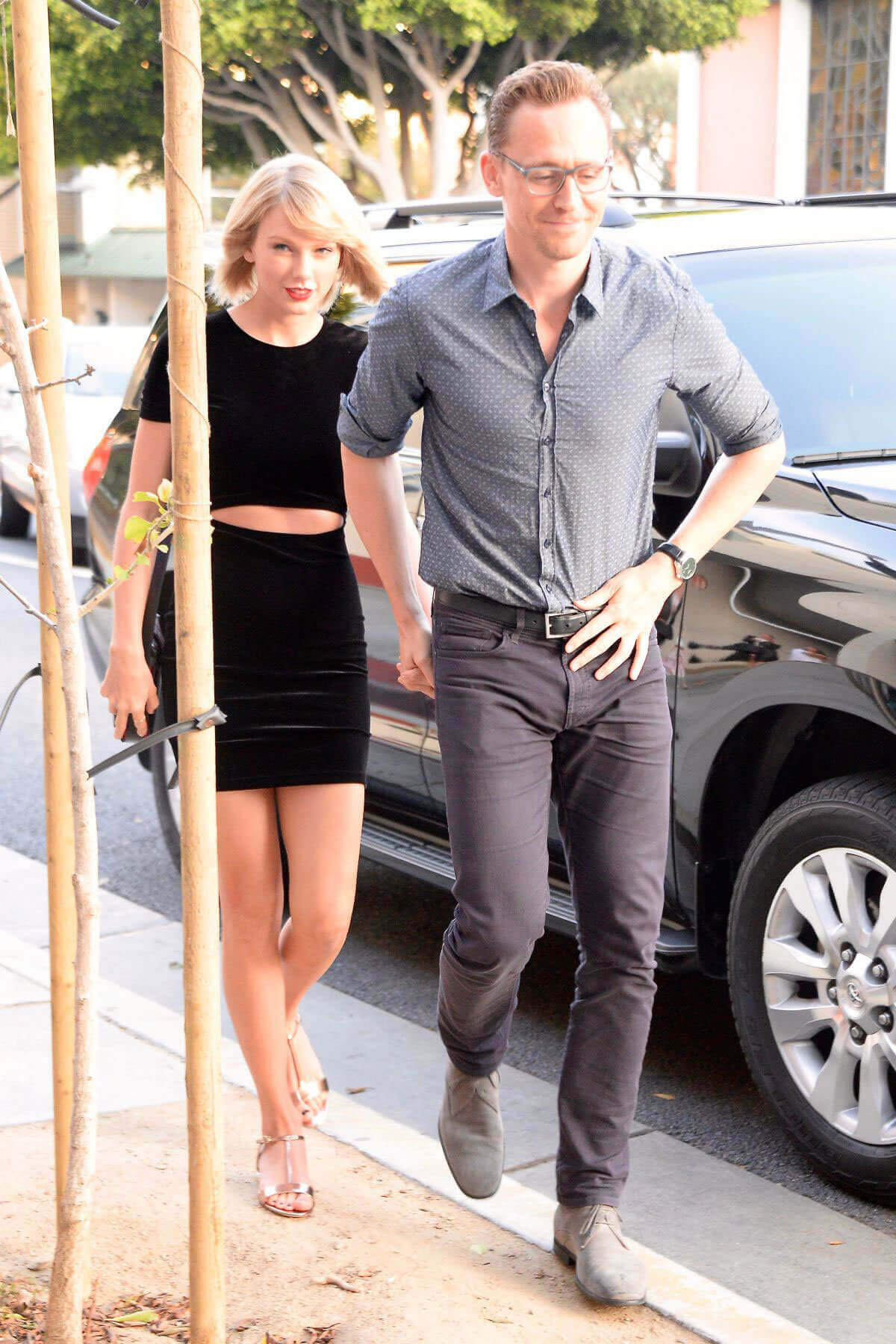 Taylor Swift and Tom Hiddleston Go On Dinner Date in Santa Monica 7