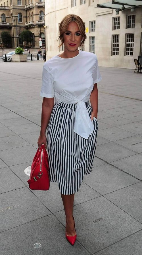 Vicky Pattison Arriving at BBC Radio 1 Studios in London 5