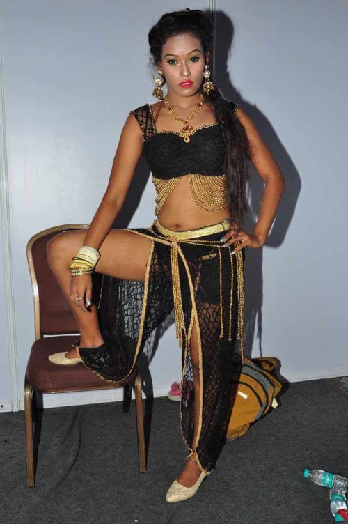 Actress Nisha Hot at Janatha Garage Success Meet Photos 8