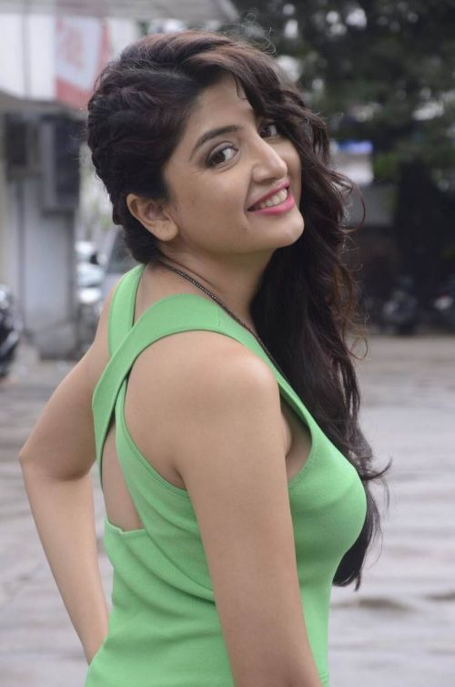 Actress Poonam Kaur at Pranayam Movie Opening Photos 2