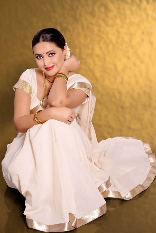 Actress Rekha Vedavyas Sexy Photoshoot 6