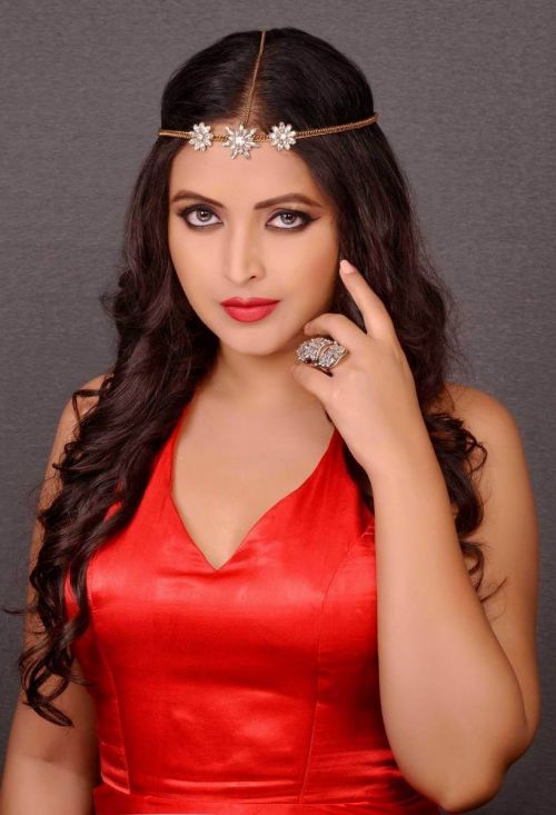 Actress Rekha Vedavyas Sexy Photoshoot 8