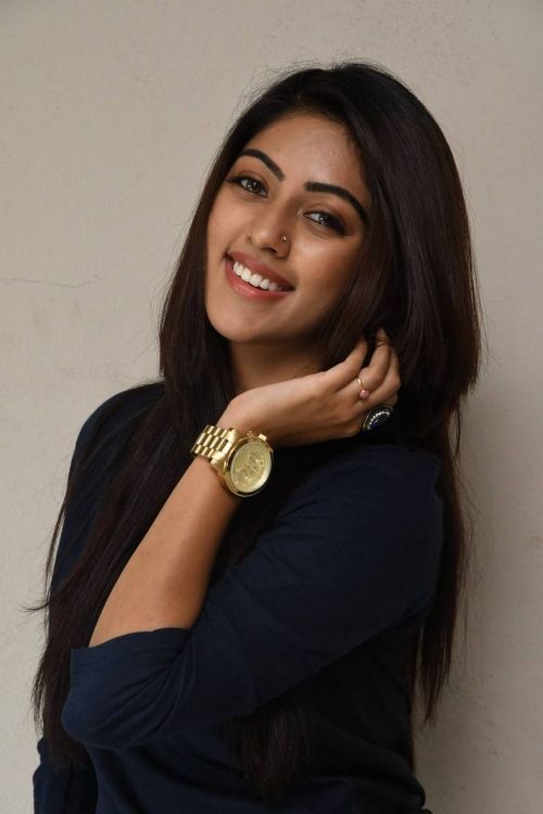 Anu Emmanuel at Majnu Movie Interview Images 2