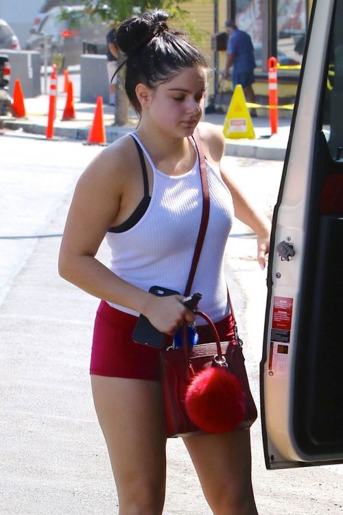 Ariel Winter in Tight Shorts Out in Studio City 20