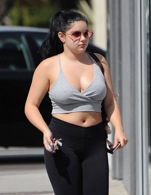 Ariel Winter Stills in Tights Out in Los Angeles
