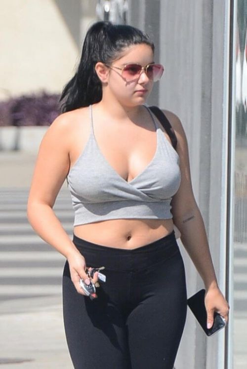 Ariel Winter Stills in Tights Out in Los Angeles 10