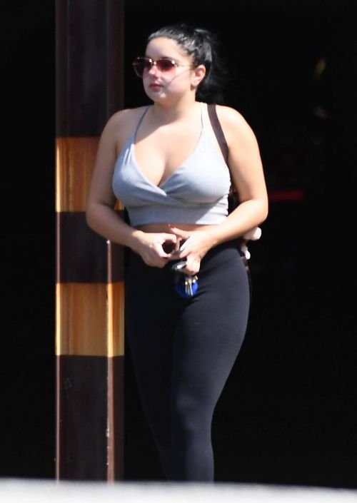 Ariel Winter Stills in Tights Out in Los Angeles 18