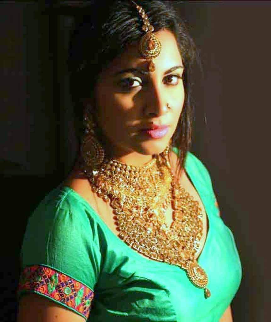 Arshi Khan Photoshoot for Flynn Remedios Photos