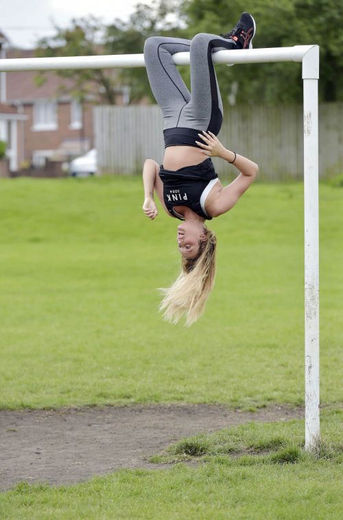 Charlotte Crosby Workout in Hear To Her Home in Newcastle - 14/09/2016 11