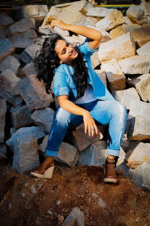 Chetana Uttej Hot Photoshoot Pics 11