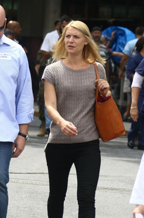 Claire Danes on the Set of 