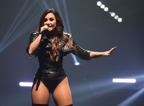 Demi Lovato Performs at Honda Civic Your in San Jose - 14/09/2016 20