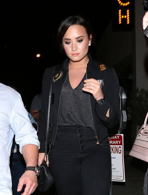 Demi Lovato Stills Arrives at Catch Restaurant in West Hollywood