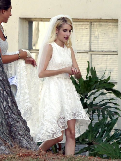 Emma Roberts on the Set of Scream Queens in Los Angeles - 15/09/2016