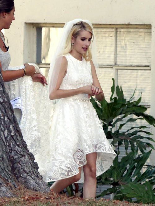 Emma Roberts on the Set of Scream Queens in Los Angeles - 15/09/2016 4