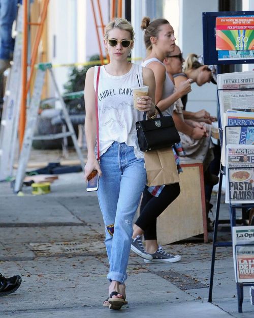 Emma Roberts Stills Out and About in Los Angeles 4