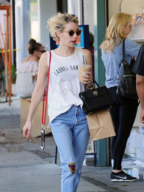 Emma Roberts Stills Out and About in Los Angeles 7