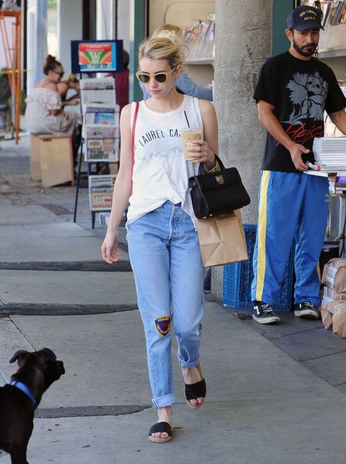 Emma Roberts Stills Out and About in Los Angeles 12